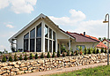 Bungalow-mit-Glasfront von FingerHaus