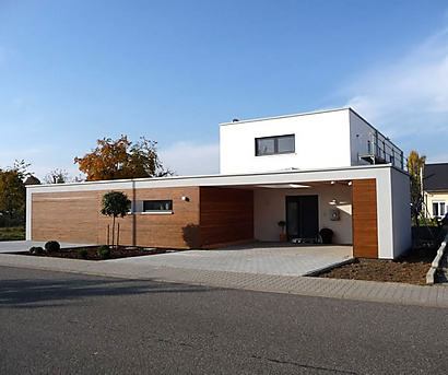 Neunecker von Holzhaus Ro�kopf