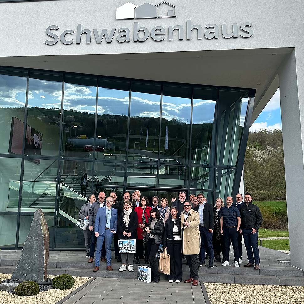 Schwabenhaus und Danhaus begrüßen Branchen-Pressevertreter in Heringen. Foto: Schwabenhaus / Danhaus