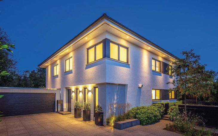 Zeltdach Töpfer von BAUMEISTER-HAUS