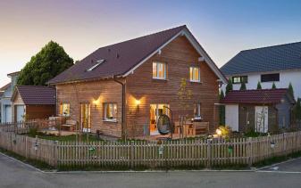 Fertighaus WEISS - Musterhaus Haus Schmahlfeldt