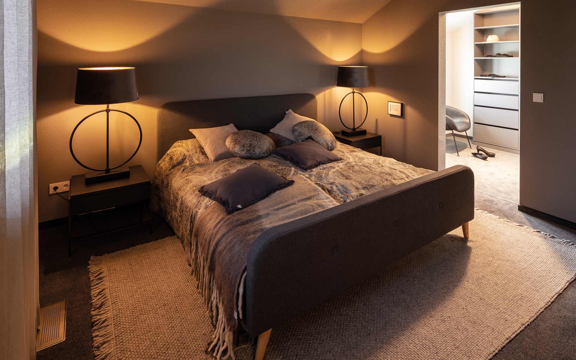 ARTIS 400 von FingerHaus GmbH