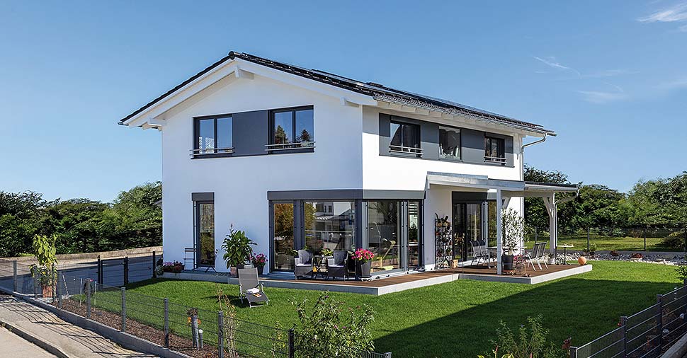 Sicherheit und Komfort bieten qualitätsgeprüfte Fertighäuser und deren Hersteller dem Bauherrn in der Planungs-, Bau- und Nutzungsphase. Foto: BDF / Regnauer Hausbau Sicherheit und Komfort bieten qualitätsgeprüfte Fertighäuser und deren Hersteller dem Bauherrn in der Planungs-, Bau- und Nutzungsphase. Foto: BDF / Regnauer Hausbau