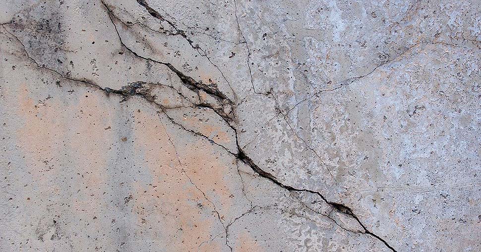 Risse in der Außenwand reparieren. Foto: pixabay.com Risse in der Außenwand reparieren. Foto: pixabay.com