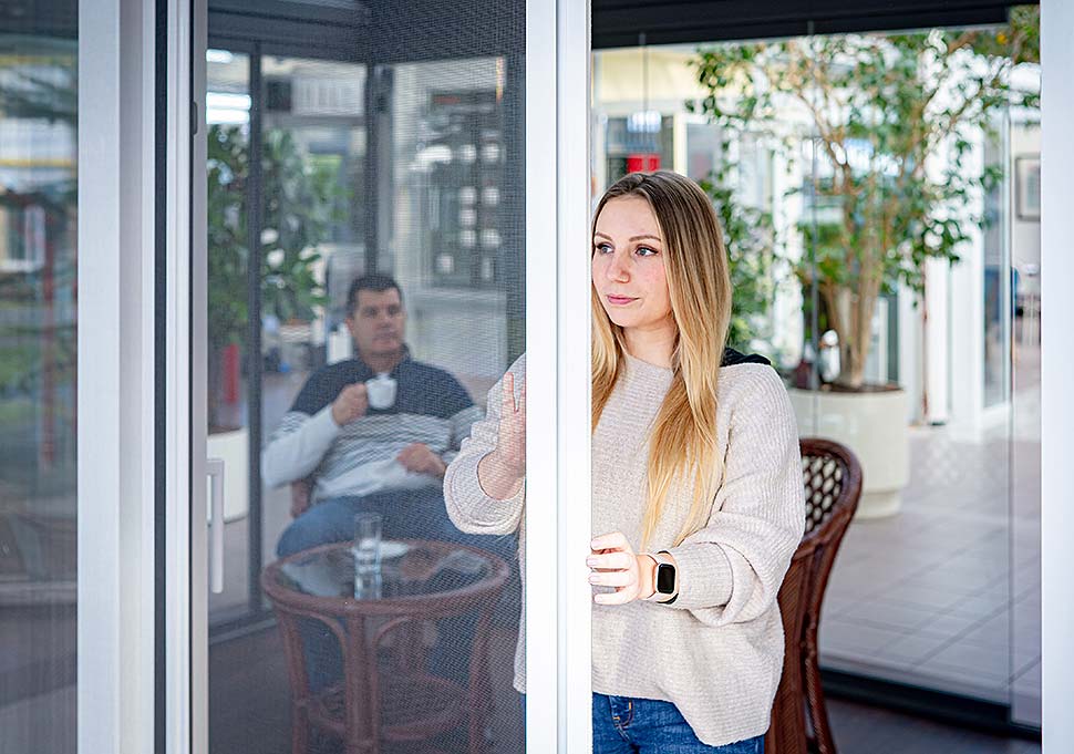 Wintergärten: Extrazimmer zum ganzjährigen Wohlfühlen. Quelle: Bundesverband Rollladen + Sonnenschutz e.V. (BVRS) Wintergärten: Extrazimmer zum ganzjährigen Wohlfühlen. Quelle: Bundesverband Rollladen + Sonnenschutz e.V. (BVRS)