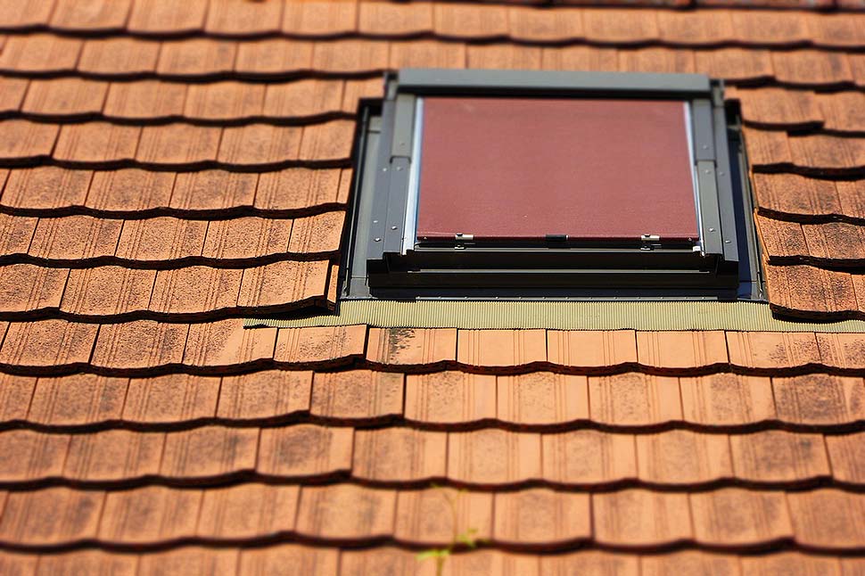 Dachfenster sanieren und Energie sparen: Das muss man beachten. Foto: Esther Merbt / pixabay.com