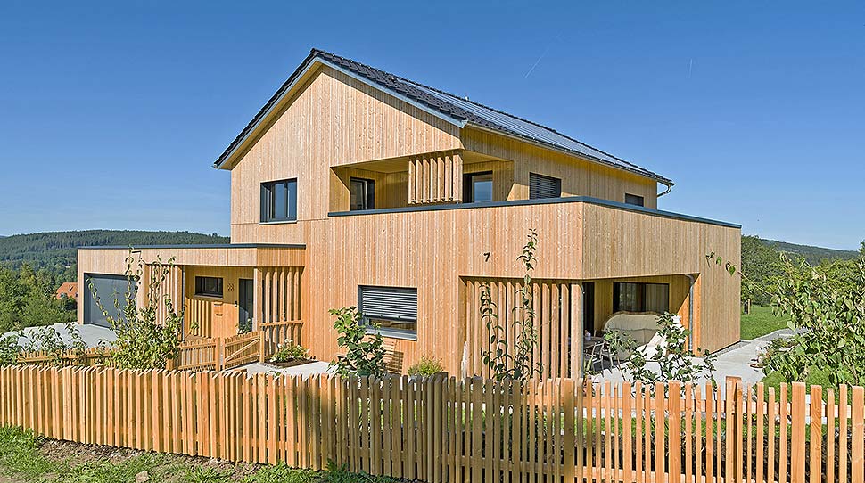 Über 700 Bauvorhaben hat HolzHaus Bonndorf seit 1995 realisiert. Foto: BDF / HolzHaus Bonndorf GmbH Über 700 Bauvorhaben hat HolzHaus Bonndorf seit 1995 realisiert. Foto: BDF / HolzHaus Bonndorf GmbH