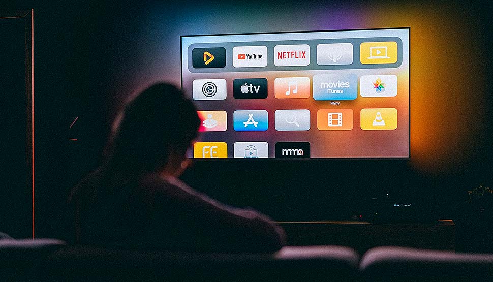 Die Perfekte TV-Wandhalterung für Jeden: Eine Anleitung für die Auswahl. yousafbhutta / Pixabay.com