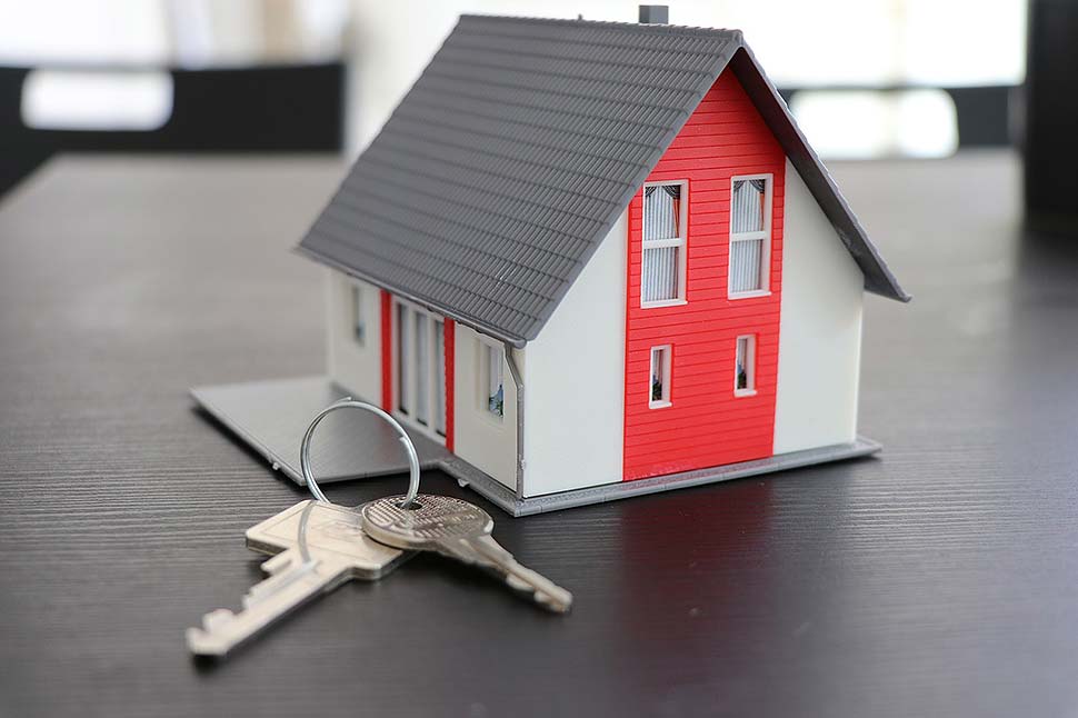 Der Hauskauf: Ein Makler bietet viele Vorteile. Foto: Pixabay.com