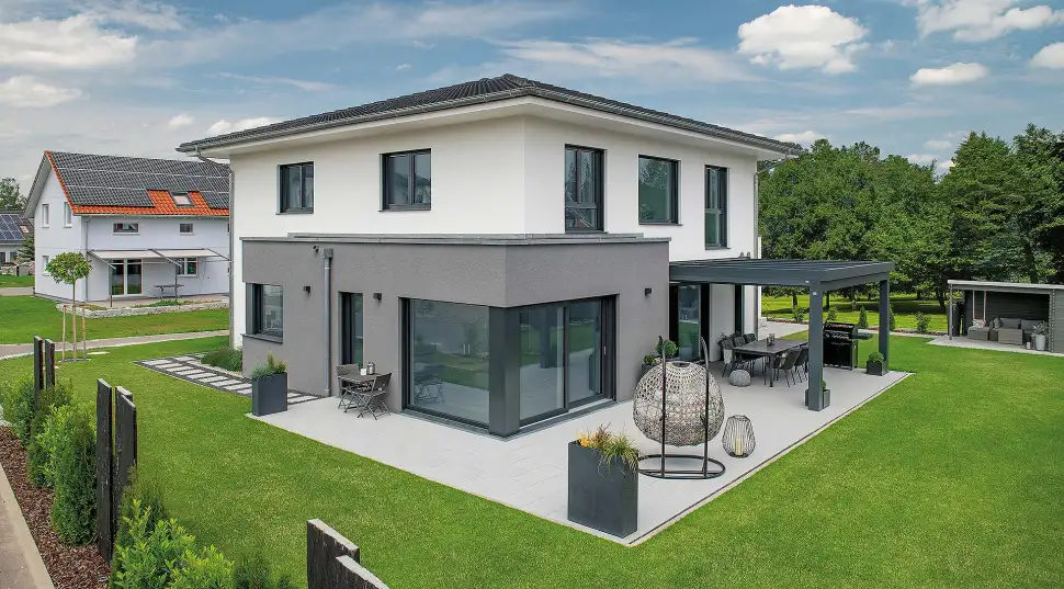 Individuell geplante Stadtvilla mit viel Komfort. Foto: WeberHaus