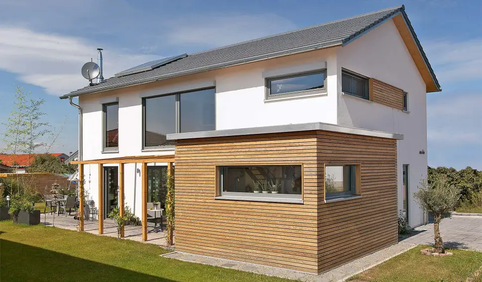 Bauabschluss zum geplanten Fertigstellungstermin? – mit einem Fertighaus geht das. Foto: BDF/HolzHaus Bonndorf