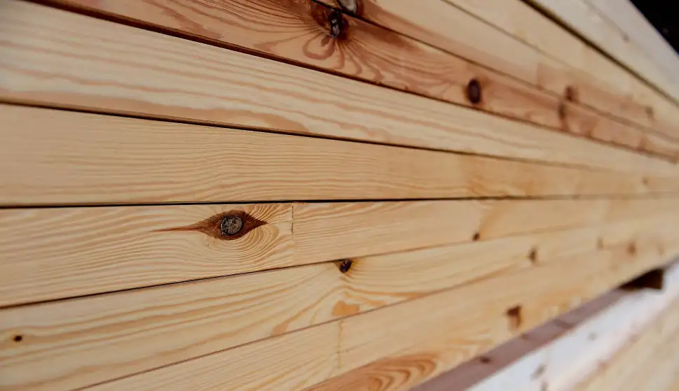 Der Werkstoff Holz. Top beim Wiederverkauf: Die unterschätzte Stärke von Fertighäusern. Foto: Pixabay.com