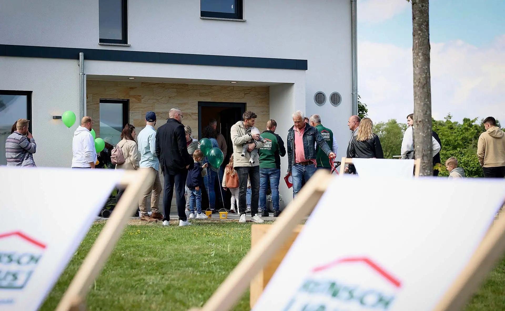 Sonnenschein, Hausbau und Handwerkskunst. Foto: Carina Hirsch / RENSCH HAUS