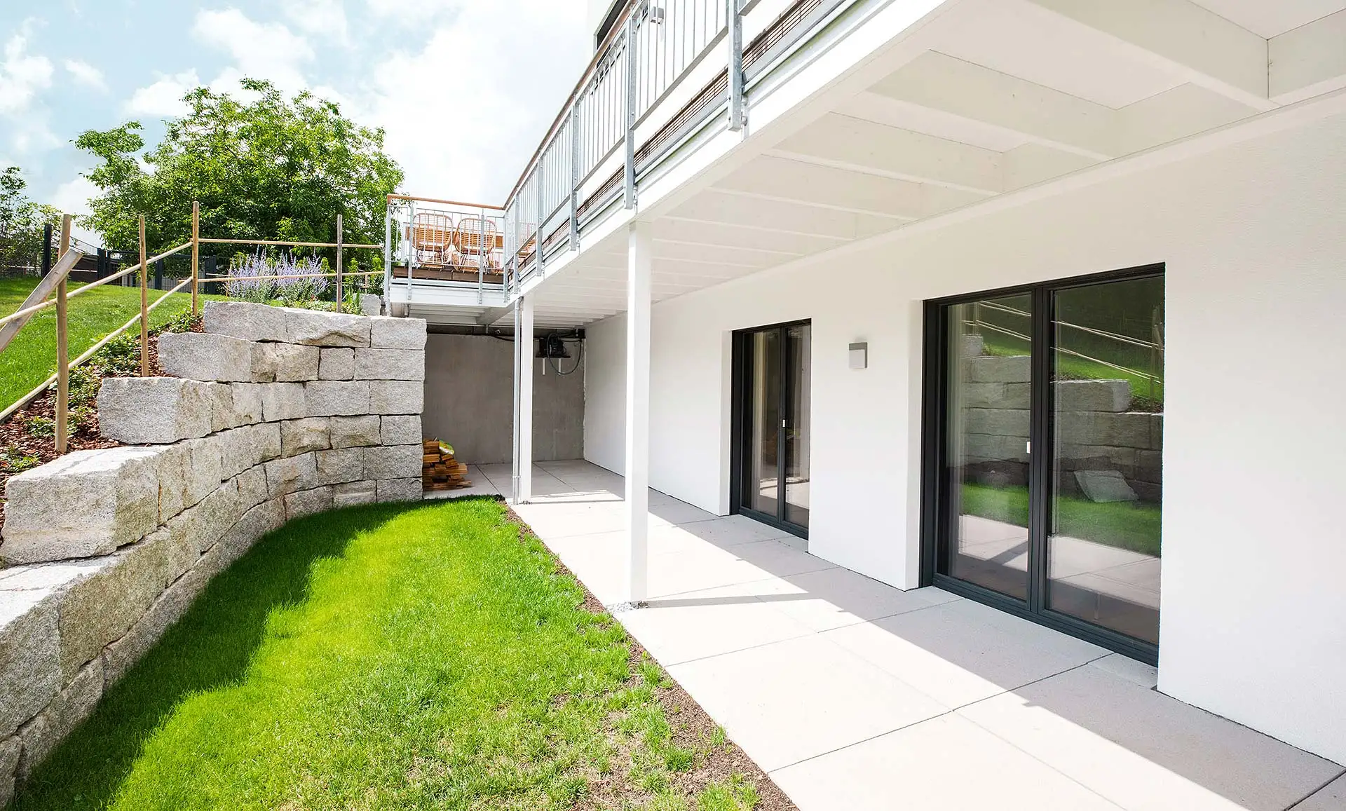 Moderne Fertigkeller bieten interessante Möglichkeiten für mehr Wohnraum und Kosteneffizienz beim Hausbau. Foto: GÜF/Braun. Ihr Keller.