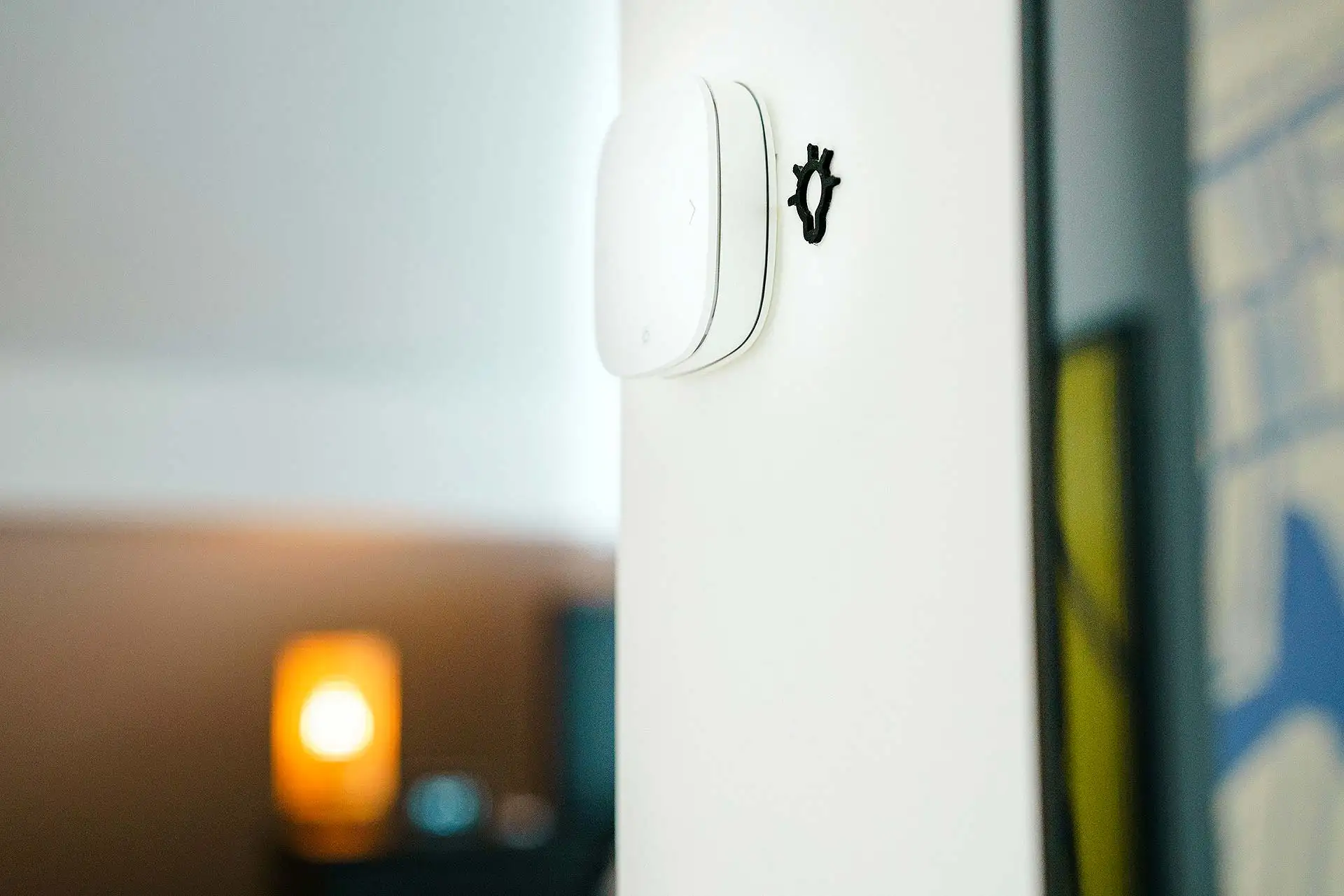 Brandschutz beim Hausbau: Was Bauherren zwischen Rauchwarnmelder und Brandmeldeanlage wissen sollten. Foto: Jakub Zerdzicki / Pexels.com